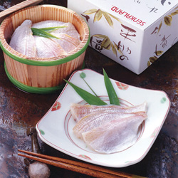 日本の特産品　小鯛の笹漬